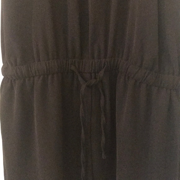 NWT - Forever 21 Black Sleeveless Romper - Picture 2 of 6